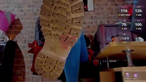 Miss Venus online show from 03/05/25, 07:16