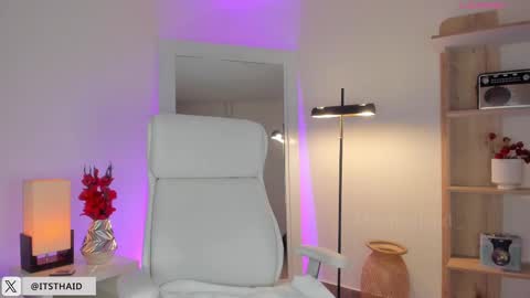 Fernanda Davila online show from 03/11/25, 11:26