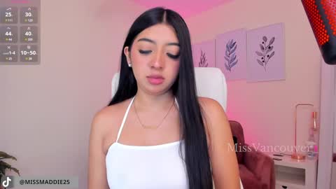 Snapshot of missvancouver_ chatting on 01/13/25, 11:49 Mafe Jimenez online show from 01/13/25, 11:49