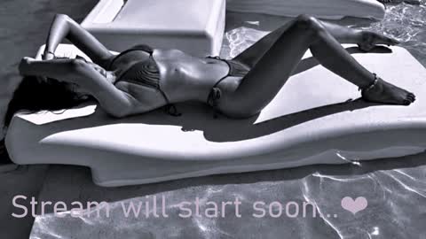 Snapshot of missvanessa0 chatting on 02/08/25, 10:07 .Vanessa. online show from 02/08/25, 10:07