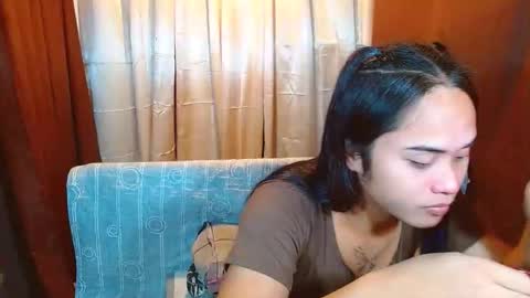 Snapshot of missviolet11 chatting on 11/16/25, 01:49 SweetViolet online show from 11/16/25, 01:49