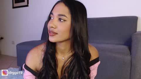 Snapshot of missvirggii chatting on 02/11/25, 06:55 missvirggii online show from 02/11/25, 06:55