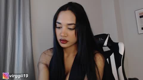 Snapshot of missvirggii chatting on 10/23/25, 09:46 missvirggii online show from 10/23/25, 09:46