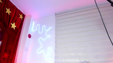 Pau OFmissweetpeach online show from 10/24/25, 10:28