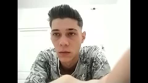 MisteriosoXragazzoX online show from 09/12/25, 08:25