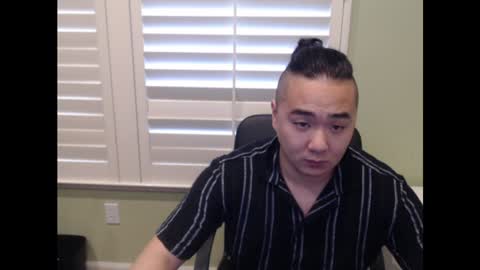 Snapshot of misterlionking chatting on 12/09/24, 10:30 Eric online show from 12/09/24, 10:30