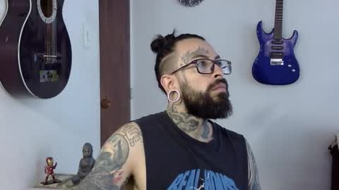 misternocturne online show from 09/19/25, 02:40