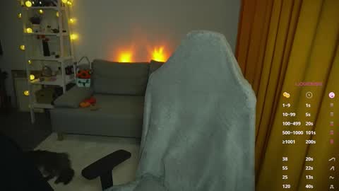 Snapshot of mistiva chatting on 10/24/25, 02:57 Hi everyone Im Tina online show from 10/24/25, 02:57