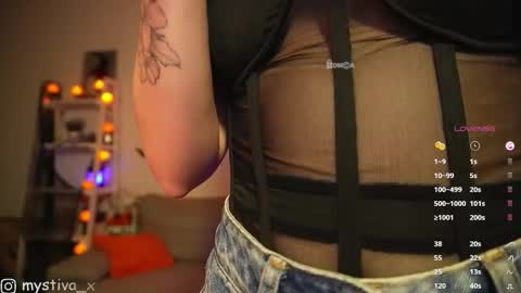 Snapshot of mistiva chatting on 10/30/25, 03:35 Hi everyone Im Tina online show from 10/30/25, 03:35