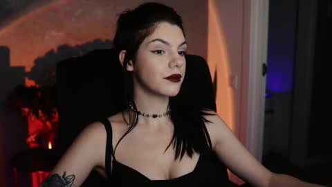 Snapshot of mistress_rochelle chatting on 03/05/25, 10:10 Miss Rochelle online show from 03/05/25, 10:10