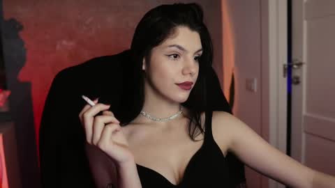Snapshot of mistress_rochelle chatting on 03/09/25, 02:29 Miss Rochelle online show from 03/09/25, 02:29