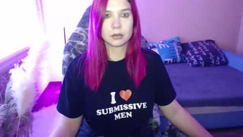 Snapshot of mistressbailey_x chatting on 10/24/25, 01:29 Miss Bailey online show from 10/24/25, 01:29