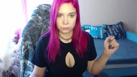 Snapshot of mistressbailey_x chatting on 11/09/25, 09:40 Miss Bailey online show from 11/09/25, 09:40