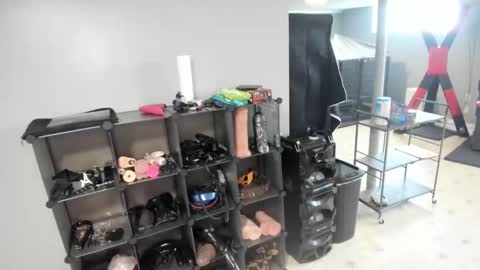 Snapshot of mistressc365 chatting on 01/07/25, 08:21 Mistress C and bitch boy online show from 01/07/25, 08:21