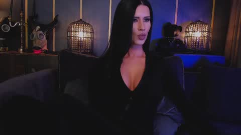 Snapshot of mistresslexa chatting on 12/30/24, 01:04 MIstress Lexa online show from 12/30/24, 01:04