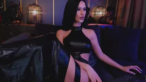 Snapshot of mistresslexa chatting on 02/14/25, 08:15 MIstress Lexa online show from 02/14/25, 08:15