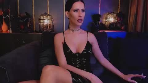 Snapshot of mistresslexa chatting on 03/10/25, 09:40 MIstress Lexa online show from 03/10/25, 09:40