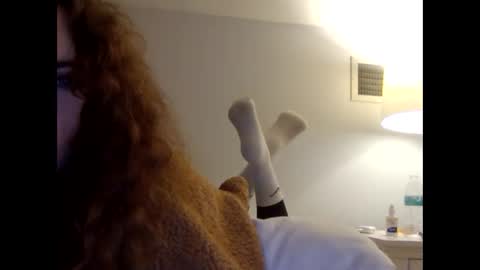 Snapshot of mistressred8 chatting on 09/21/25, 10:33 Mistress Red online show from 09/21/25, 10:33