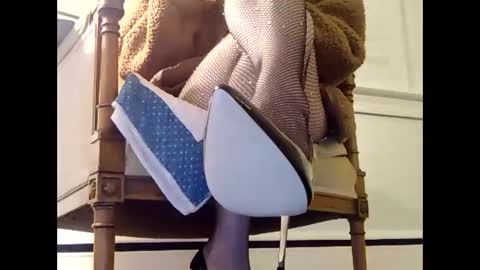 Snapshot of mistressred8 chatting on 09/24/25, 11:08 Mistress Red online show from 09/24/25, 11:08