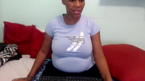 mistressshirleyx online show from 02/16/25, 01:38