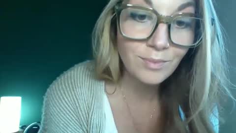 Snapshot of mistymorgan chatting on 02/21/25, 09:32 Misty Morgan online show from 02/21/25, 09:32