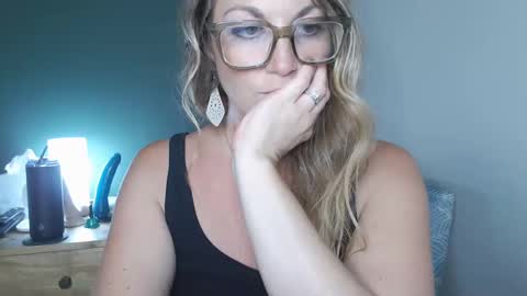Snapshot of mistymorgan chatting on 09/23/25, 03:20 Misty Morgan online show from 09/23/25, 03:20