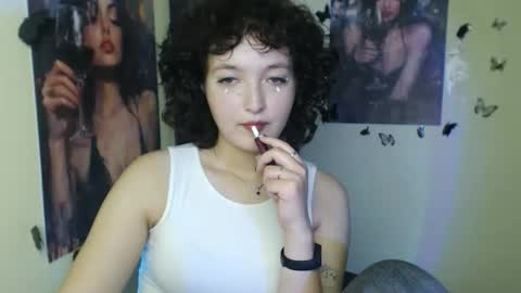 Aria online show from 11/10/25, 01:54