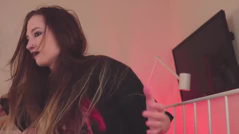 Mita online show from 02/26/25, 04:36