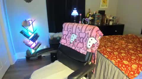 mixedbaedd online show from 11/05/25, 06:46