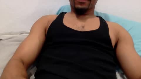 Snapshot of mixedsexycouple2025 chatting on 09/25/25, 02:10 Mixedsexycouple online show from 09/25/25, 02:10