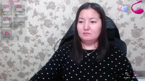 Snapshot of miya_asian_pinay555 chatting on 02/25/25, 01:30 Miya single mom online show from 02/25/25, 01:30