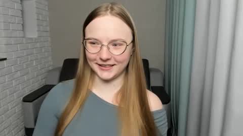 Miya online show from 01/09/25, 01:24