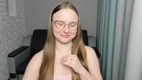 Miya online show from 02/19/25, 09:58