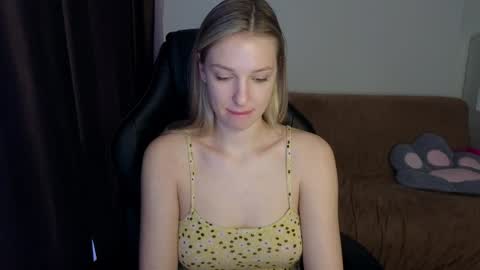 Lili online show from 12/09/24, 09:49