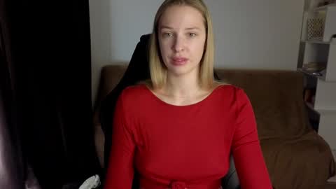 Lili online show from 01/14/25, 05:23