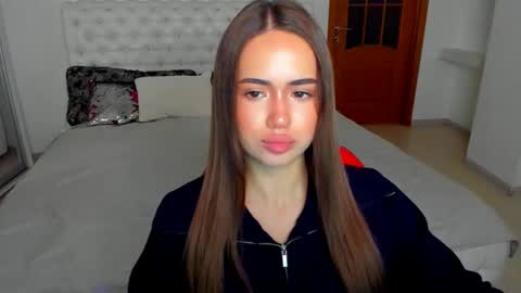 Beata online show from 10/13/25, 07:52