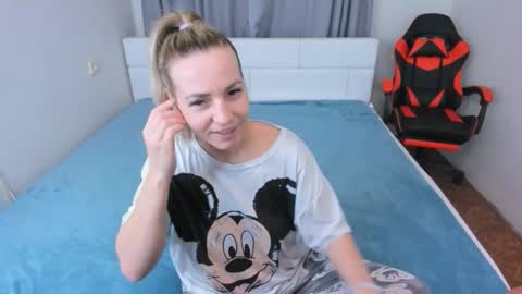 Margo online show from 11/12/25, 11:36