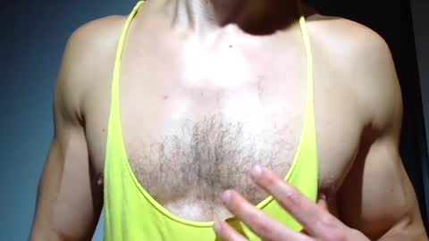 Snapshot of mmuscularman chatting on 10/20/25, 06:58 mmuscularman online show from 10/20/25, 06:58
