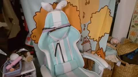 The Mochi Rainbow Variety Show online show from 02/28/25, 03:04