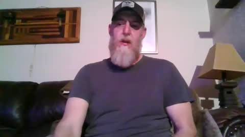 Snapshot of moeblick chatting on 12/22/24, 06:49 moeblick online show from 12/22/24, 06:49