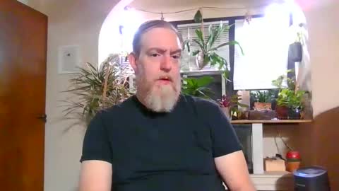 Snapshot of moeblick chatting on 01/29/25, 12:24 moeblick online show from 01/29/25, 12:24