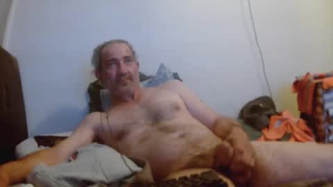 Snapshot of mofoeddy chatting on 10/08/25, 12:03 mofoeddy online show from 10/08/25, 12:03