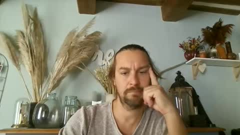 Julien online show from 10/13/25, 12:27