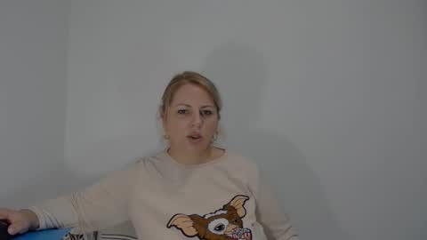 erika online show from 09/28/25, 06:19