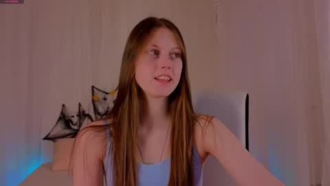 Molly online show from 10/26/25, 09:21