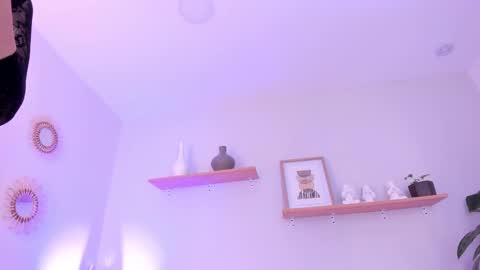 Snapshot of moll1e_ chatting on 03/06/25, 06:26 M o L l i E online show from 03/06/25, 06:26