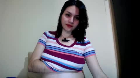 Molly online show from 10/06/25, 07:11