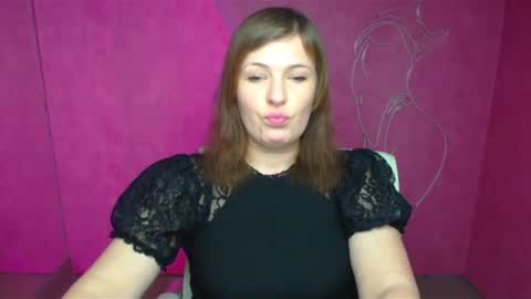 Snapshot of molly_mis chatting on 12/20/24, 04:04 Molly online show from 12/20/24, 04:04
