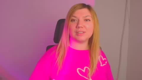 Snapshot of molly_moree chatting on 01/14/25, 03:15 Molly online show from 01/14/25, 03:15