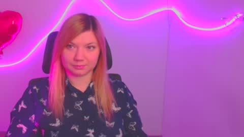 Snapshot of molly_moree chatting on 02/22/25, 06:39 Molly online show from 02/22/25, 06:39